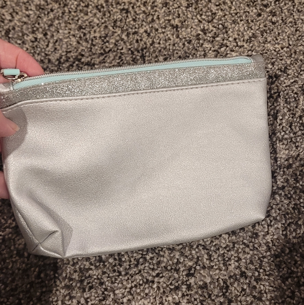 Sparkle Dec 2017 Ipsy Bag NWOT